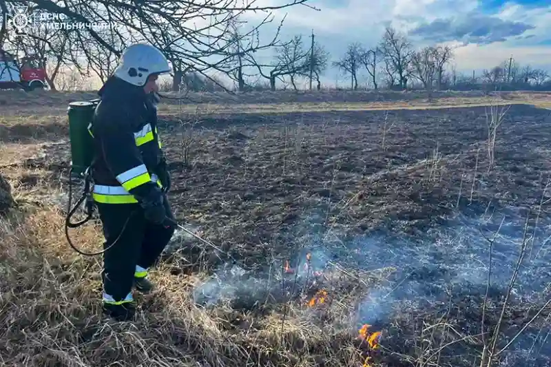 У Хмельницькому горіла квартира: пожежу вдалося швидко загасити