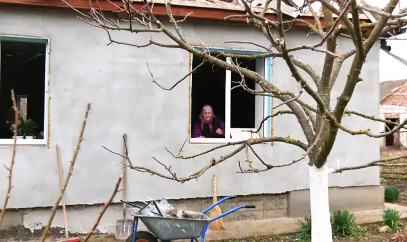 Ракетний удар по Старокостянтинівській громаді: постраждалі люди та пошкоджені будинки