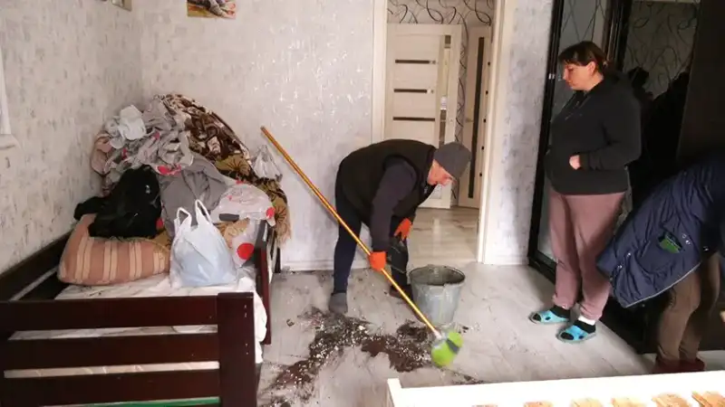 Ракетний удар по Старокостянтинівській громаді: постраждалі люди та пошкоджені будинки