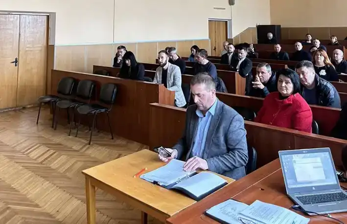 Підтримка армії та національного спротиву: ключові рішення сесії Хмельницької районної ради