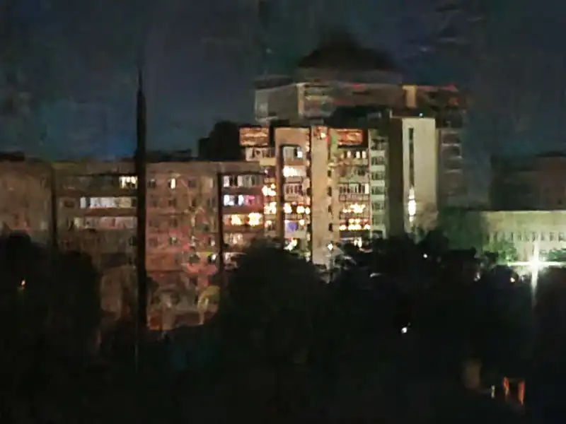 «Дитячий світ» у Хмельницькому засяяв підсвіткою і спричинив нову хвилю обговорень
