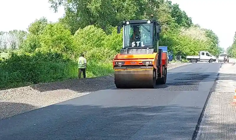 Поблизу Вишневого ремонтують трасу Н-25: усувають колійність, ями та оновлюють інфраструктуру
